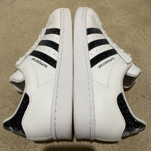 Adidas Superstar Sneakers